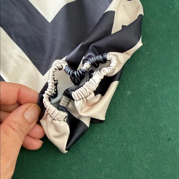 Geometric Black and Cream Long Sleeve Dress - Picture 8 of 9